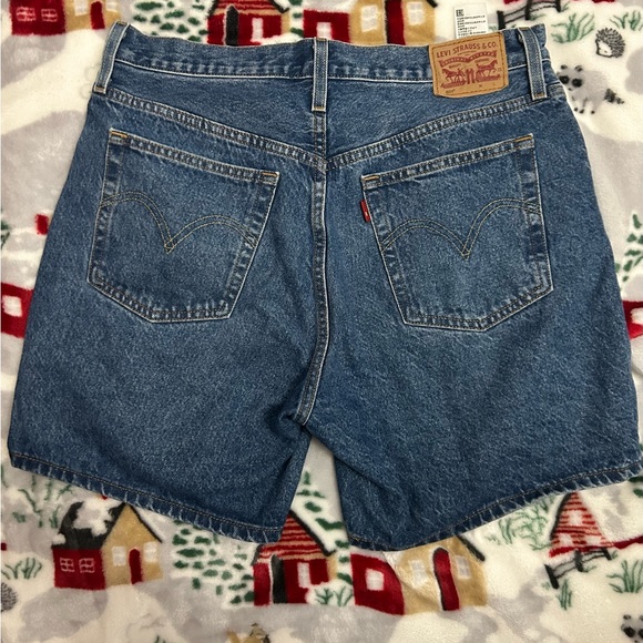 levi’s shorts high rise. lightly used. - Picture 2 of 2